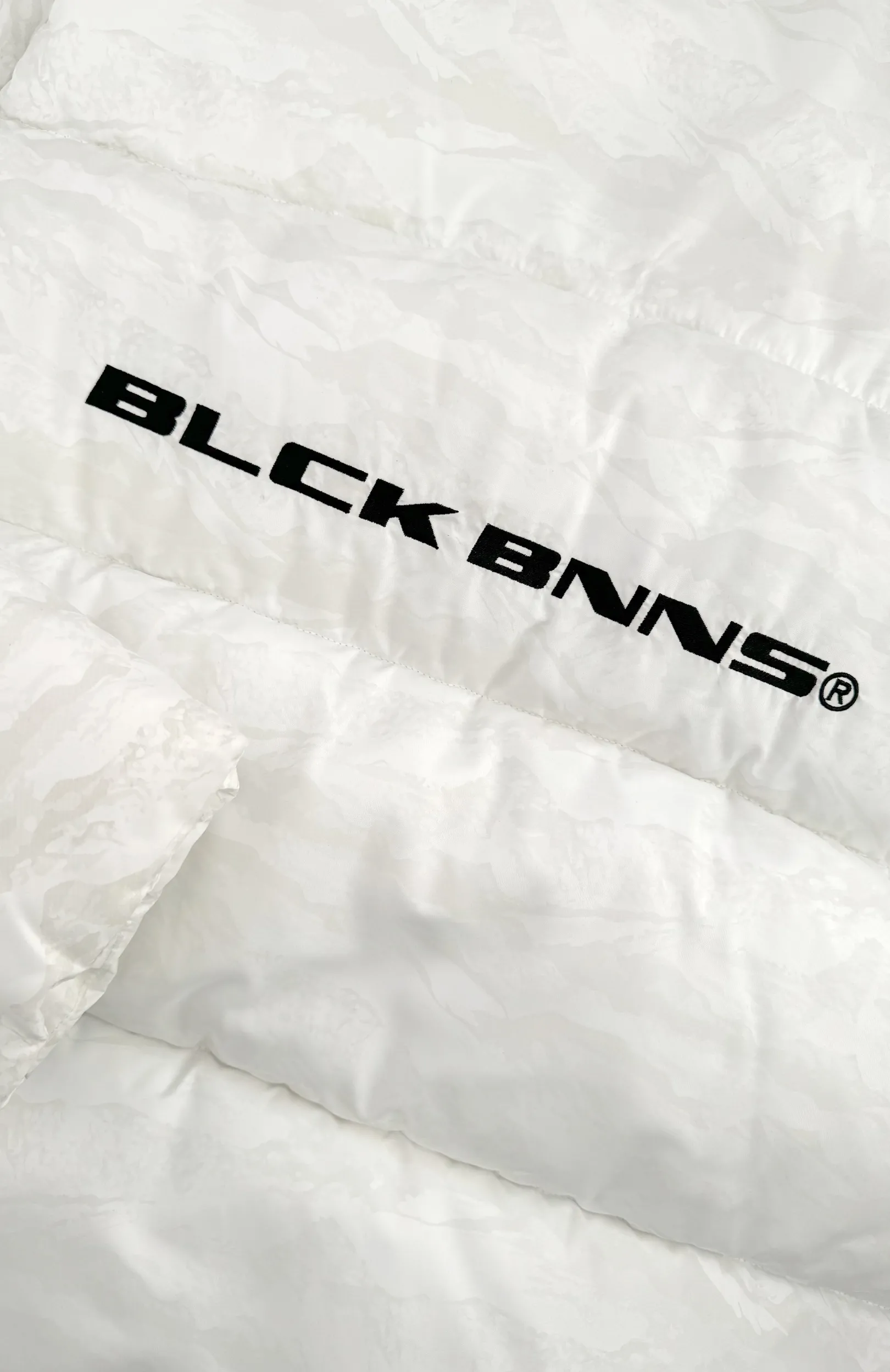 BLOCK FREEZE PUFFER JACKET | Wit