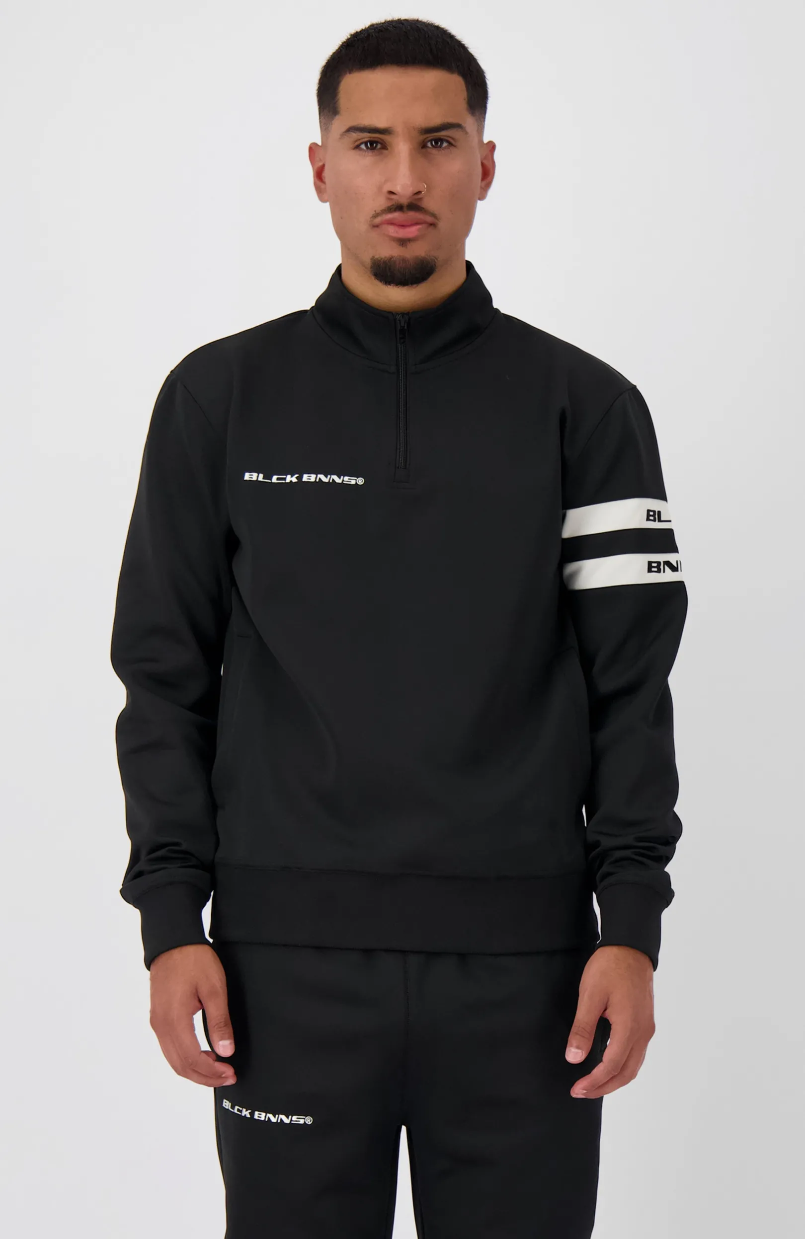 CHARGE TRACKTOP | Zwart