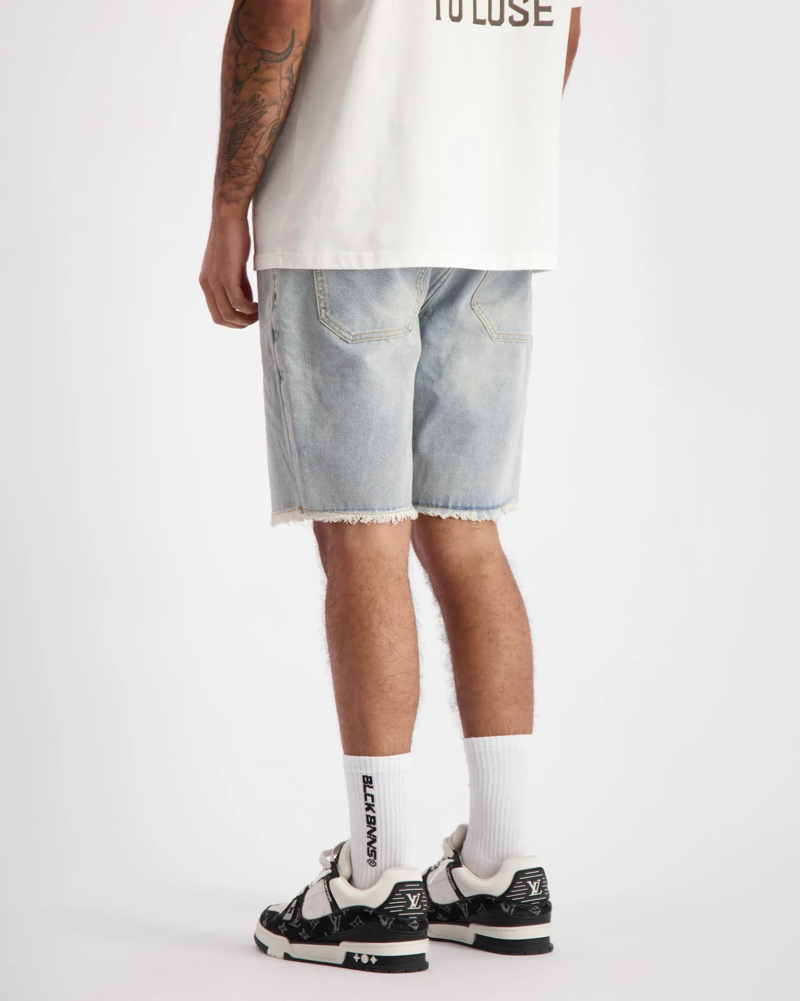CUT OFF DENIM SHORTS | Lichtblauw