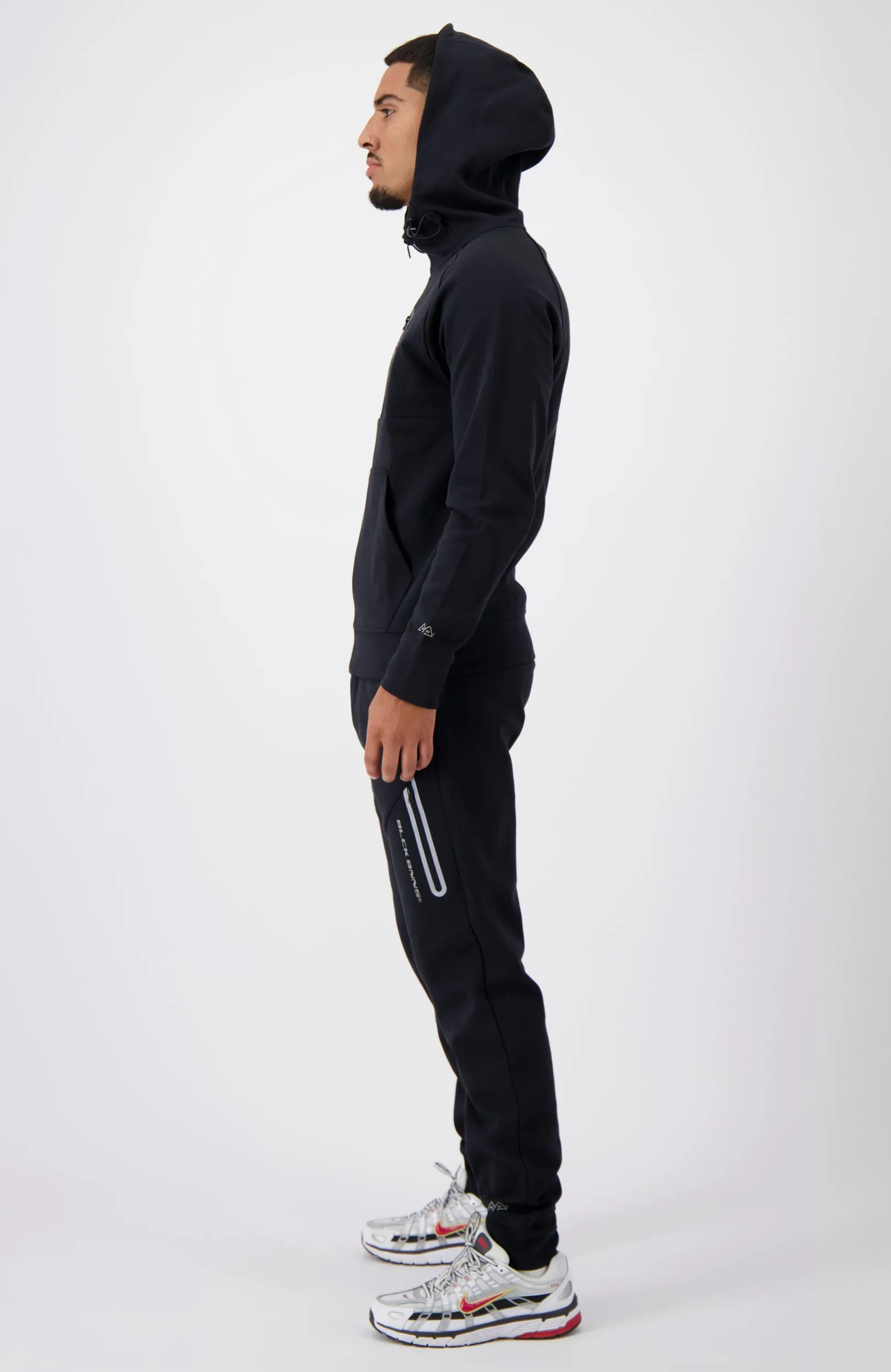 INITIAL GLOW ZIPPER HOODIE | Zwart