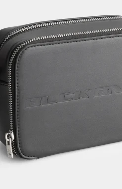 INITIAL SHOULDERBAG | Zwart