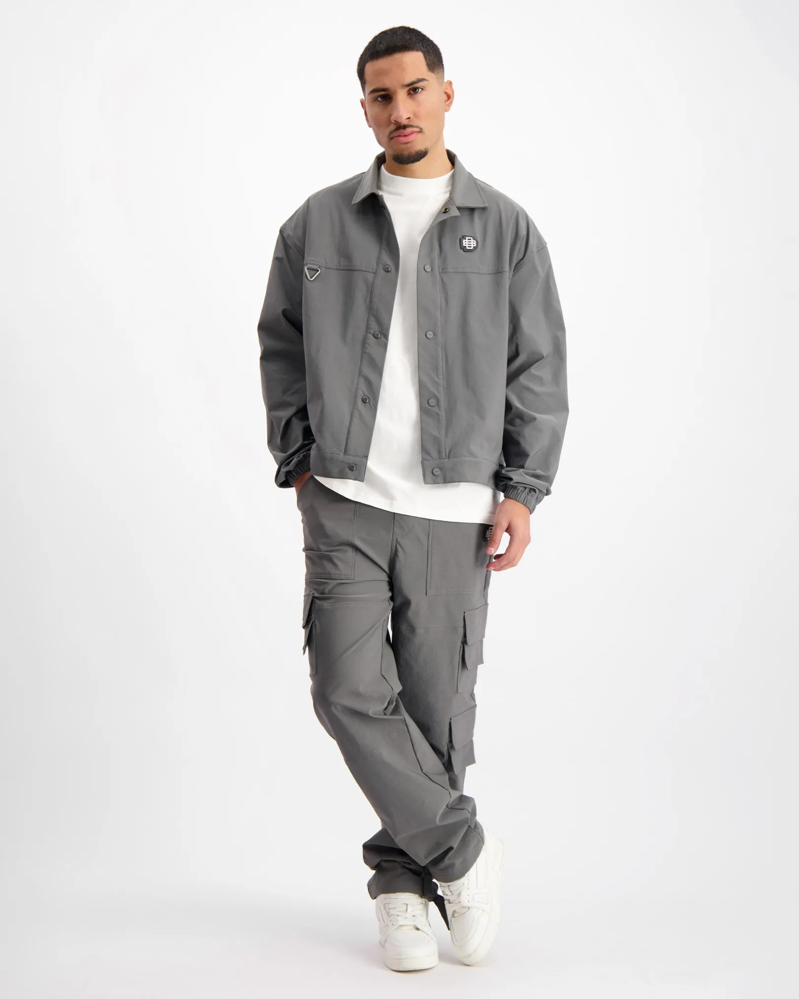 MONO TECH SUIT | Charcoal