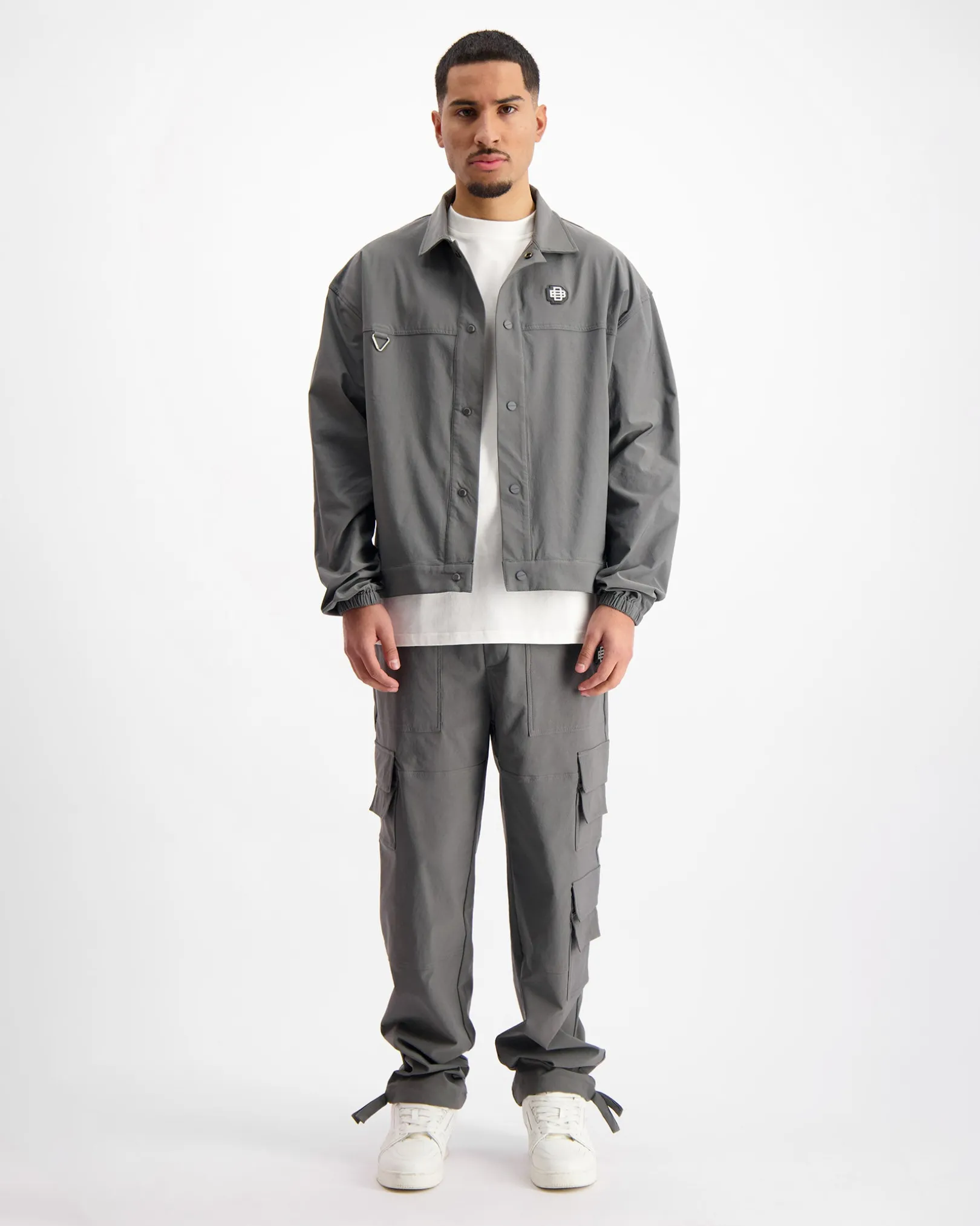 MONO TECH SUIT | Charcoal