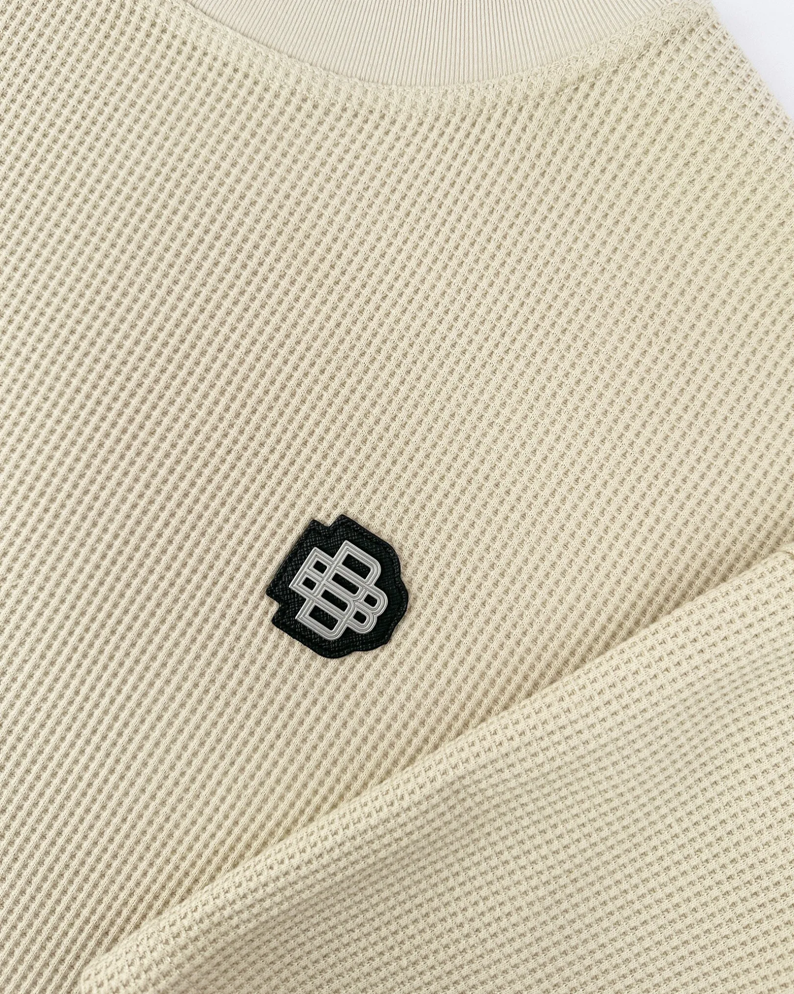 MONOGRAM WAFFLE T-SHIRT | Beige