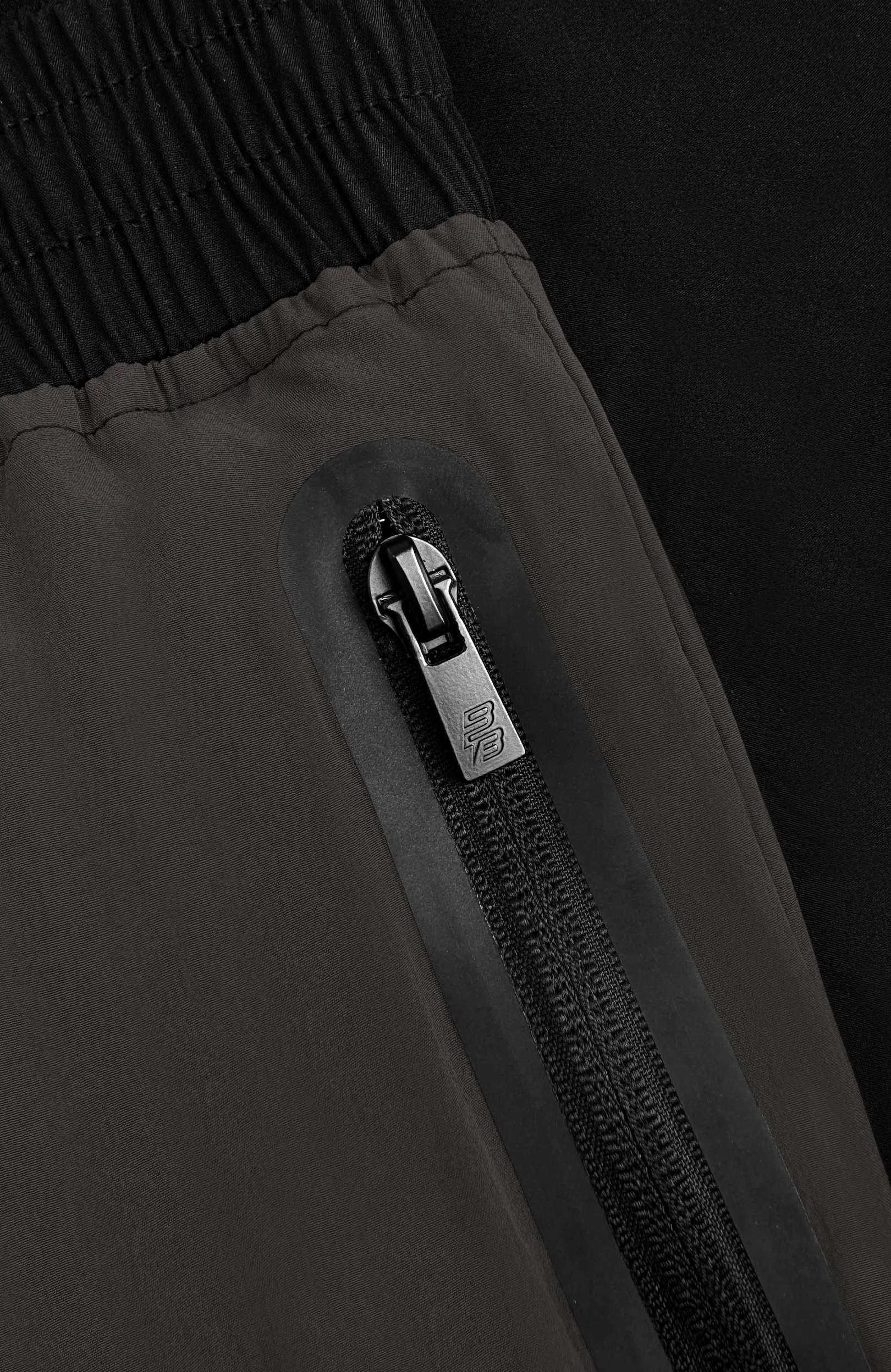 RFLCT TRACKPANTS | Zwart