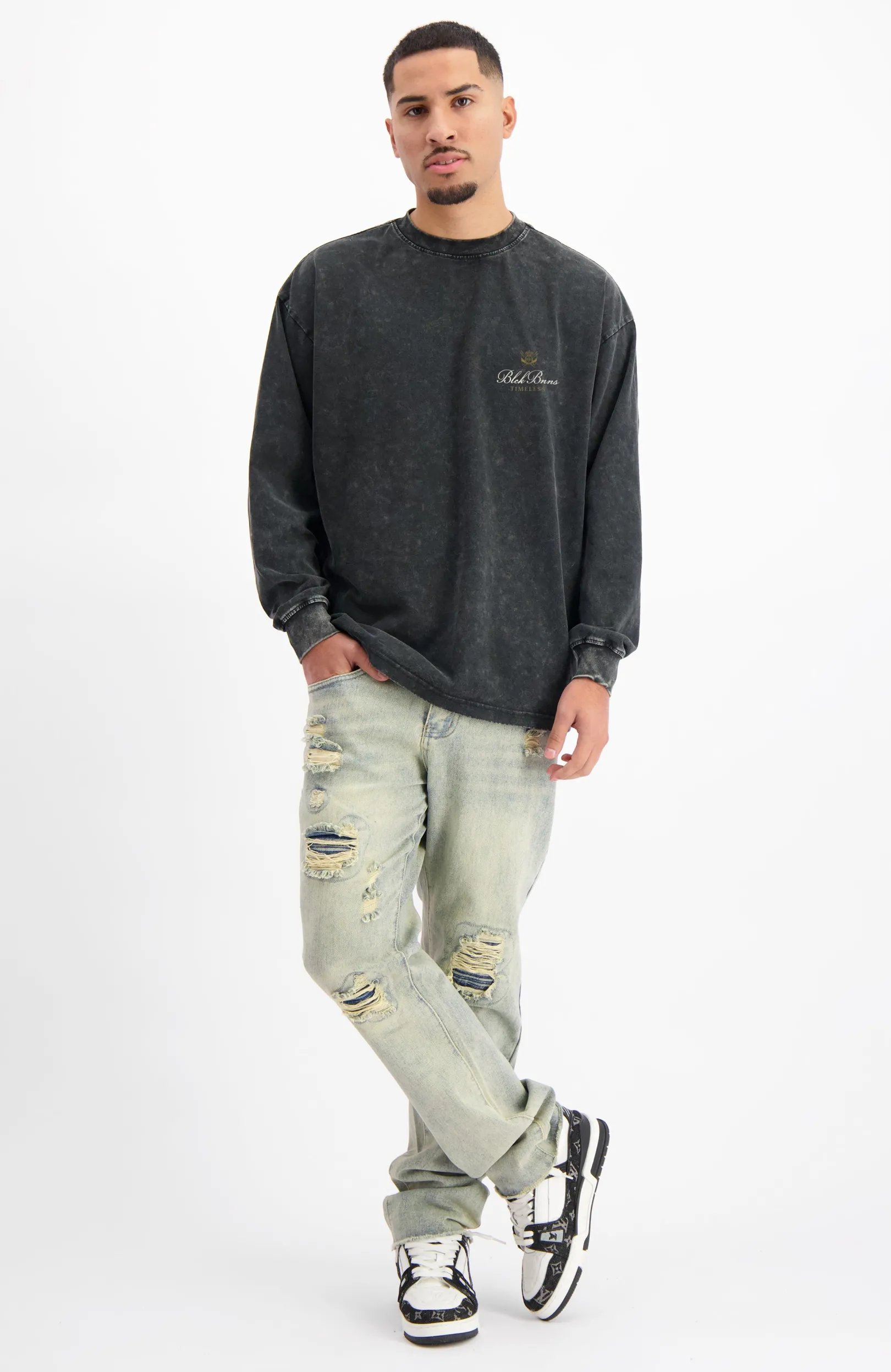 TIJDLOOS LONGSLEEVE | Zwart
